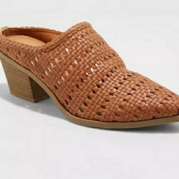 Pointed Toe Woven Heeled Mules - Picture 2 of 3